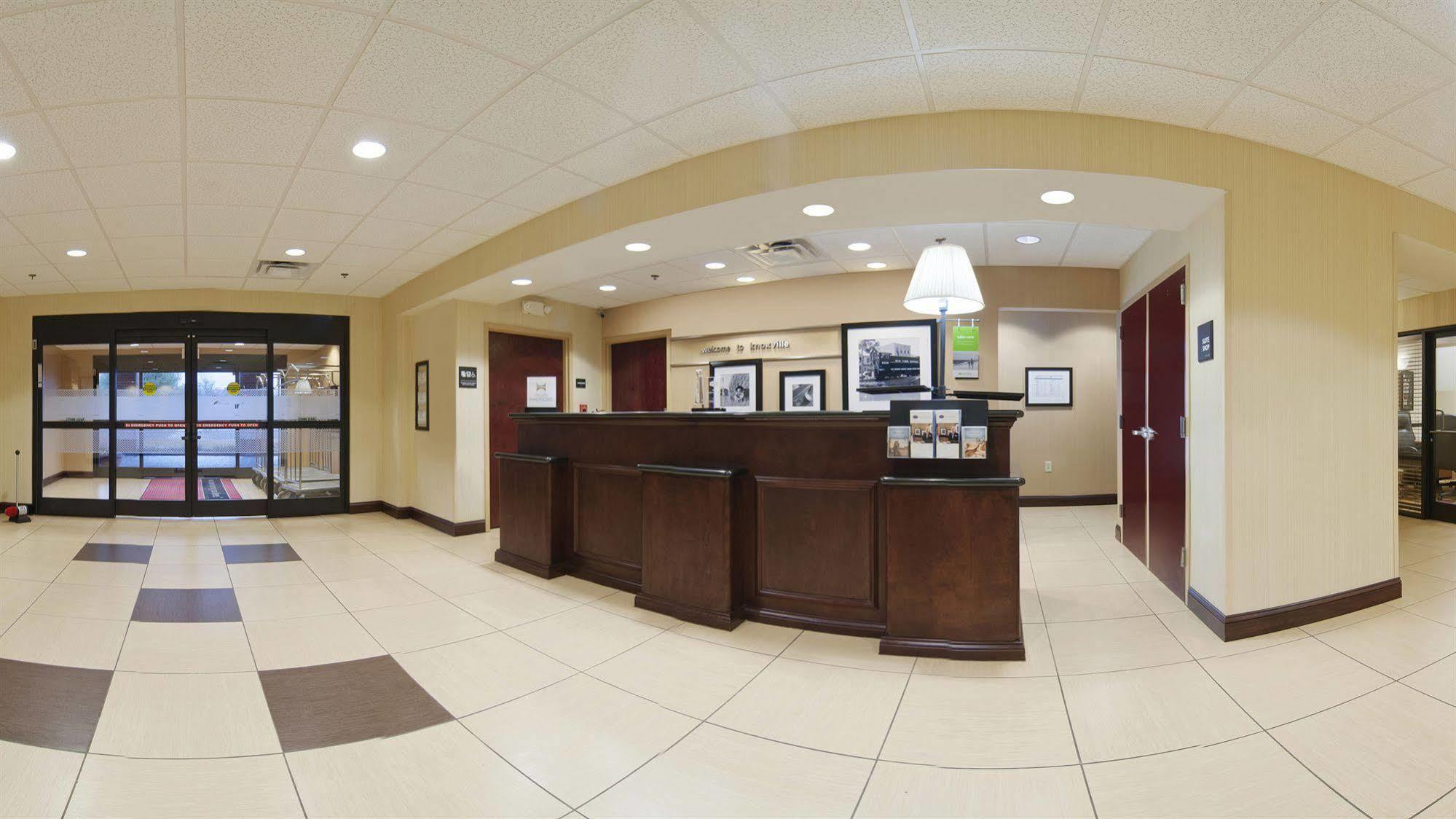 Hampton Inn & Suites-Knoxville/North I-75 Exterior foto